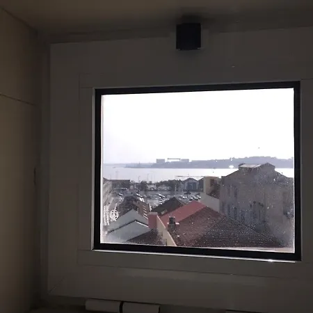 Modern Conde Barao - Sss Lägenhet