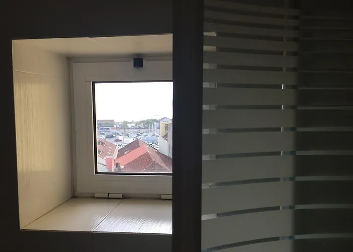 Modern Conde Barao - Sss Lisbon