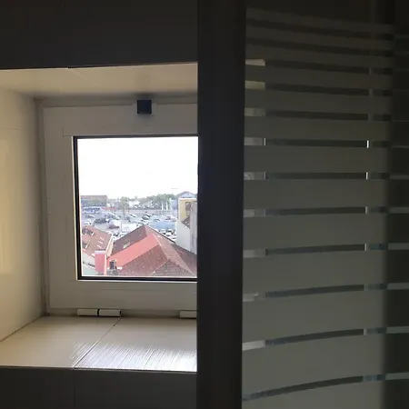 Modern Conde Barao - Sss Lisboa